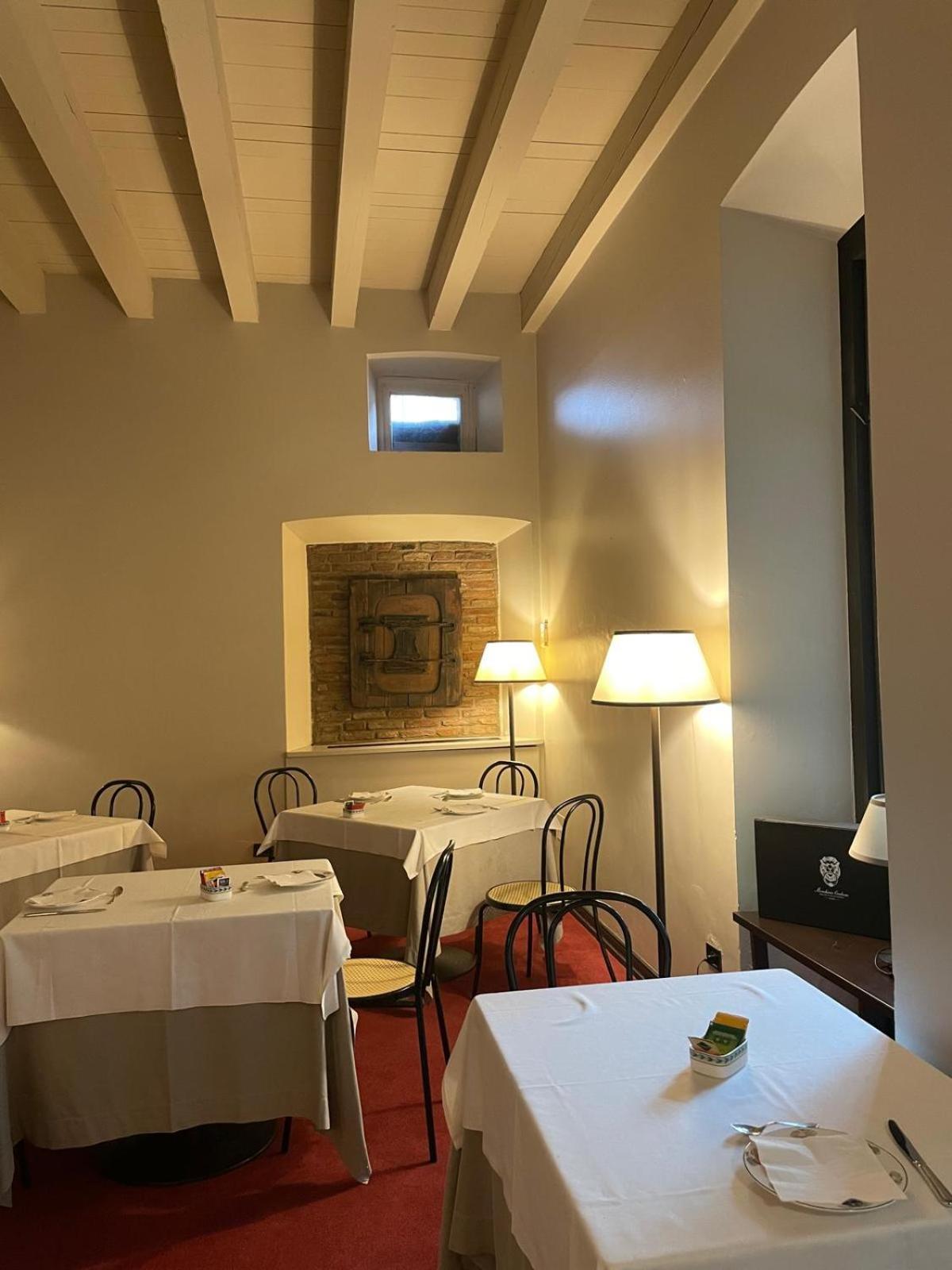 Briosco Lear • Dining Club酒店 外观 照片
